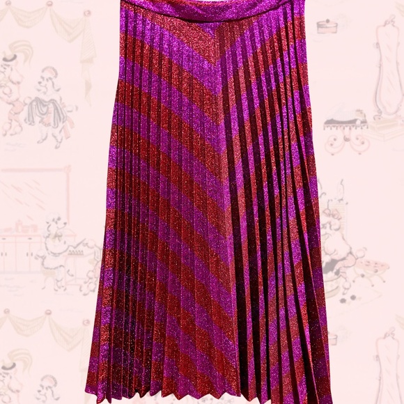 Zara Pleated Chevron Skirt with Metallic Thread - Picture 5 of 8